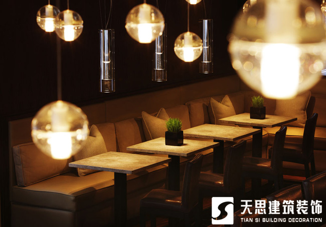 <a href=http://mails.gogo28.cn/anli/ target=_blank class=infotextkey>合肥工裝</a>公司